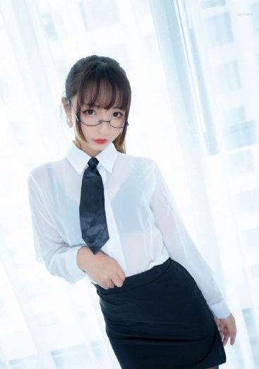 内衣办公室动未增删带翻译1-4