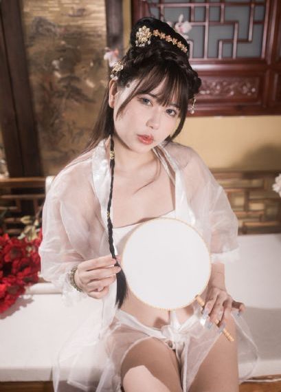 迷人的保姆播放