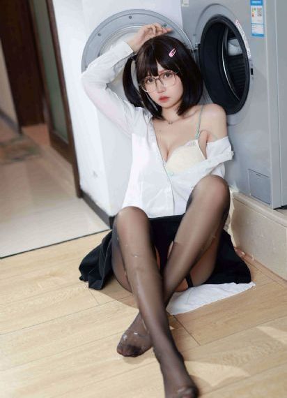 李丽莎顾欣怡无删减照片软件