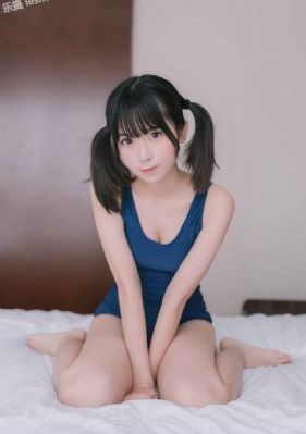学院侵触