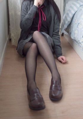 图书馆的女朋友在线观看